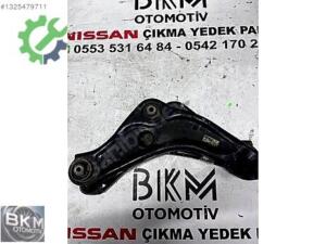 Nissan Qashqai Salıncak (Alt Tabla) Çıkma