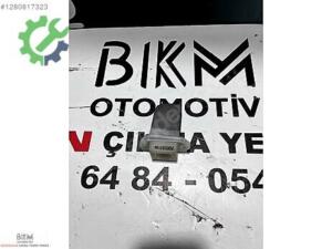 Nissan Qashqai Kalorifer Rezistansı Çıkma (3. Adet)