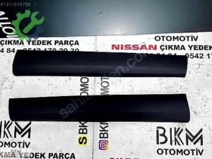 Nissan Qashqai J12 (2021-) Ön Kapı Bandı