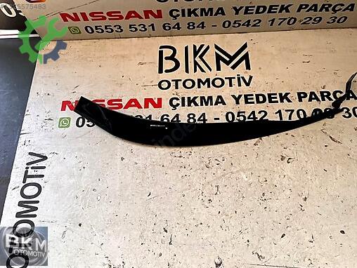 Nissan Qashqai Sol Ön Far 8801-U100 çıkma parça