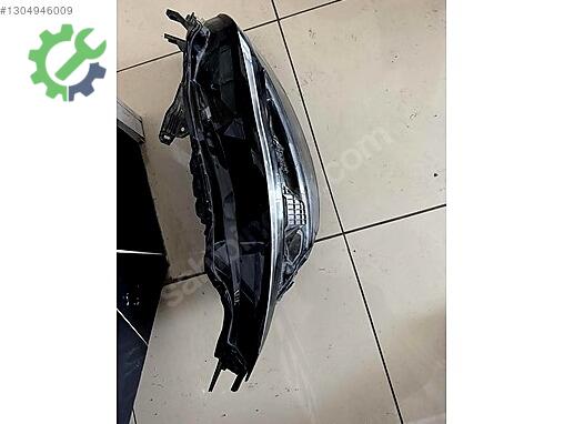 Nissan Qashqai Sağ Ön Far çıkma parça