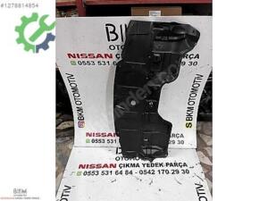 Nissan X-Trail 2014 Alt Muhafaza Çıkma