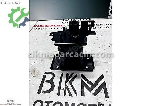 Nissan X-Trail Tampon Tutacağı çıkma parça