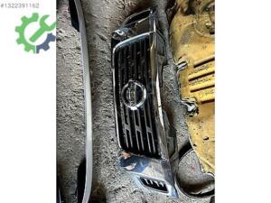 Nissan navara ön panjur orijinal