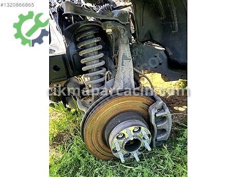 Nissan Navara Sağ Ön Amortisör çıkma parça