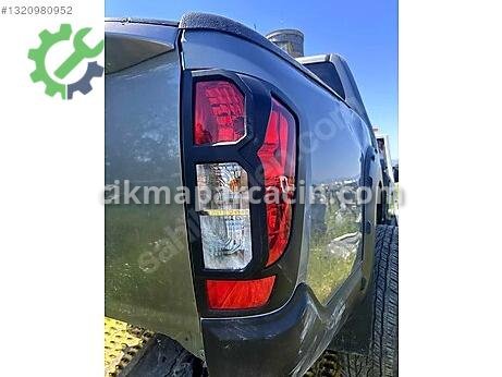 Nissan Navara Sağ Arka Stop çıkma parça