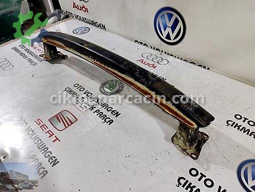 Skoda Octavia Arka Tampon Demiri 1Z5807305 çıkma parça