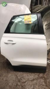 OPEL CROSSLAND DOLU HATASIZ SAĞ ARKA KAPI