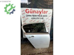 Opel Astra Orijinal Çıkma Kapı (4. Adet)