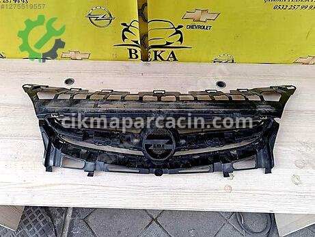 Opel Astra Ön Panjur çıkma parça