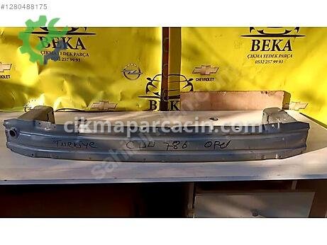 Opel Astra Ön Tampon Demiri çıkma parça