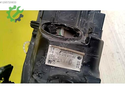 Opel Astra Sağ Ön Far çıkma parça