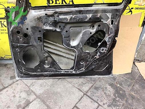 Opel Astra Sağ Ön Kapı çıkma parça