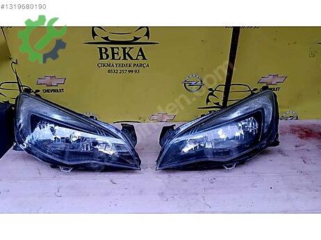 Opel Astra Sağ Ön Far çıkma parça