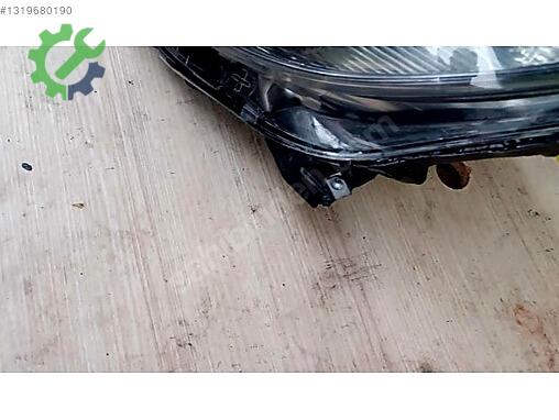 Opel Astra Sağ Ön Far çıkma parça