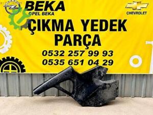 Opel Astra Sol Arka Çamurluk çıkma parça