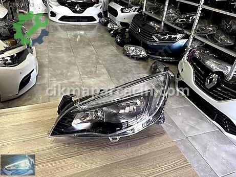Opel Astra Sol Ön Far çıkma parça