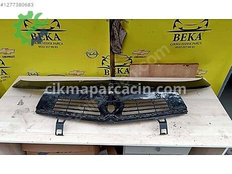 Opel Astra Ön Panjur çıkma parça