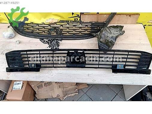 Opel Astra Ön Panjur çıkma parça
