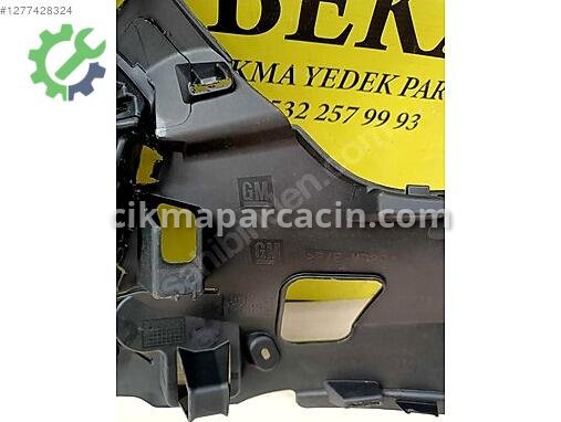 Opel Combo Ön Panjur çıkma parça