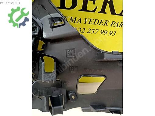 Opel Combo Ön Panjur çıkma parça