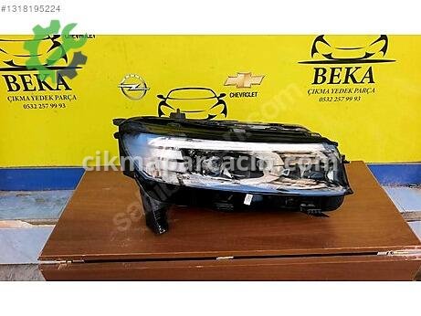 Opel Combo Sağ Ön Far çıkma parça