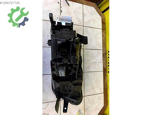 Opel Combo Sağ Ön Far çıkma parça
