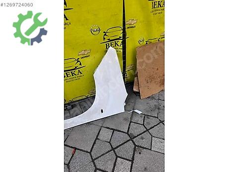 Opel Combo Sol Çamurluk çıkma parça
