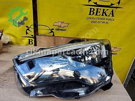 Opel Combo Sol Ön Far çıkma parça