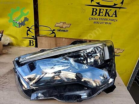 Opel Combo Sol Ön Far çıkma parça