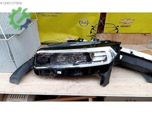 OPEL COMBO E SOL FAR MERCEKLİ ÇIKMA ORJİNAL YEDEK PARÇA