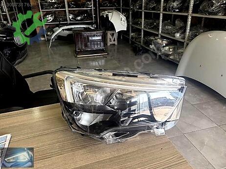 Opel Combo Sağ Ön Far çıkma parça