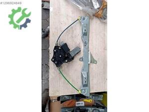 OPEL CORSA D-E SOL ÖN CAM KRİKOSU ÇIKMA ORJİNAL YEDEK PARÇA