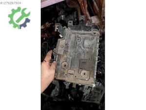 OPEL CORSA D AKÜ ALT TABLASI ÇIKMA ORJİNAL YEDEK PARÇA