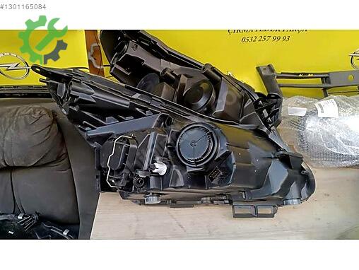 Opel Corsa Sol Ön Far çıkma parça