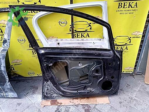 Opel Corsa Sol Ön Kapı çıkma parça