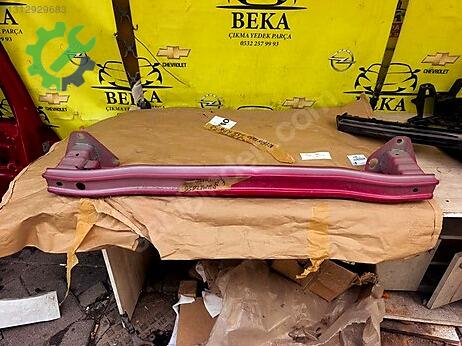Opel Insignia Arka Tampon Demiri çıkma parça
