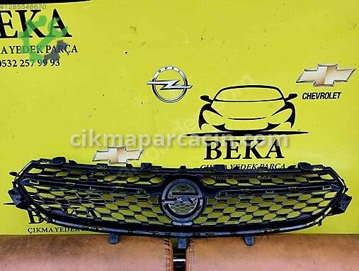 Opel Corsa Ön Panjur çıkma parça