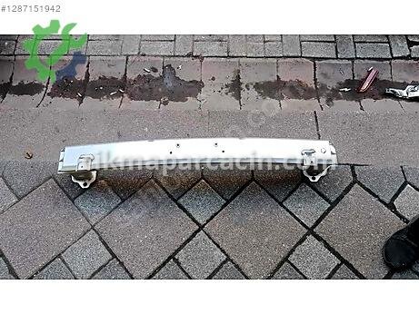 Opel Corsa Ön Tampon Demiri çıkma parça