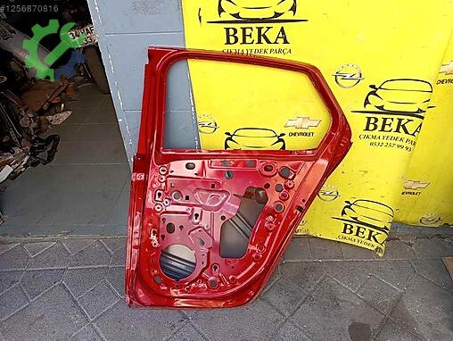 Opel Corsa Sağ Arka Kapı çıkma parça
