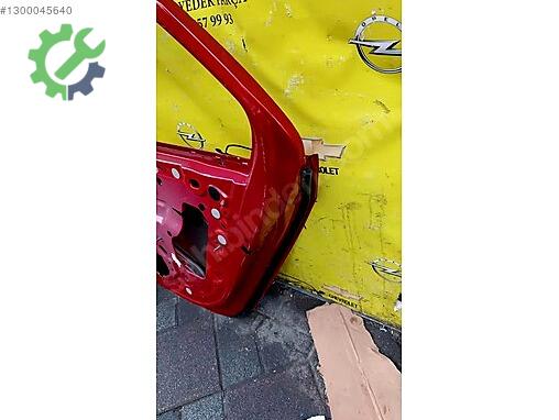 Opel Corsa Sağ Arka Kapı çıkma parça