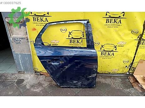 Opel Corsa Sağ Arka Kapı çıkma parça