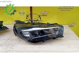 OPEL CORSA F SAĞ FAR LEDLİ ÇIKMA ORJİNAL YEDEK PARÇA