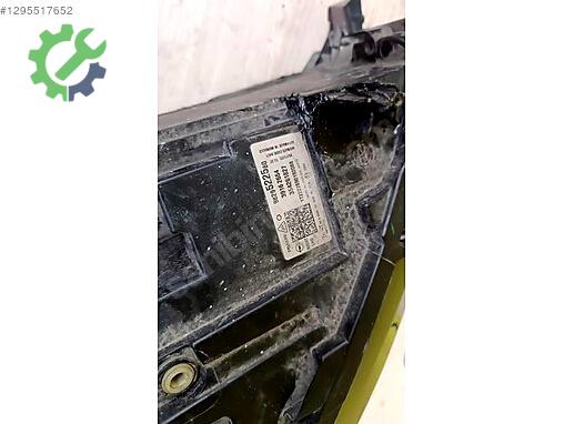 Opel Corsa Sağ Ön Far çıkma parça