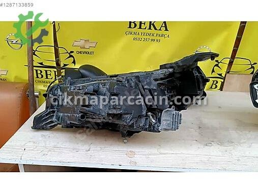 Opel Corsa Sağ Ön Far çıkma parça