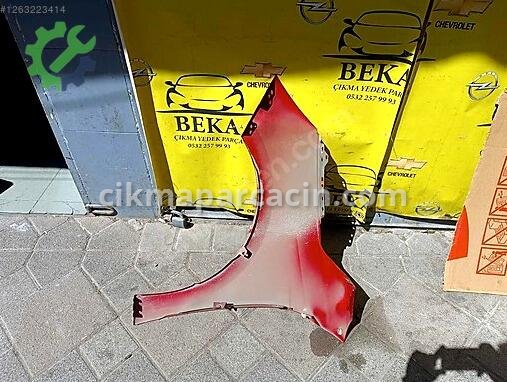 Opel Corsa Sağ Ön Çamurluk çıkma parça