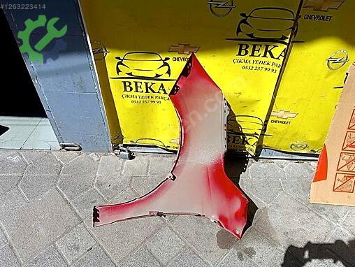Opel Corsa Sağ Ön Çamurluk çıkma parça