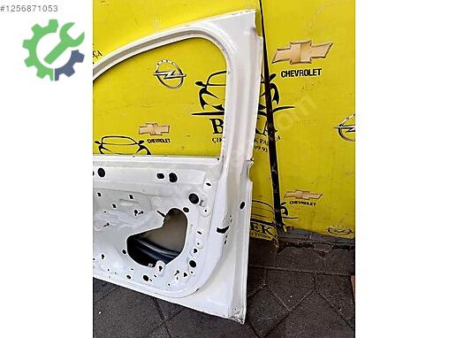 Opel Corsa Sağ Ön Kapı çıkma parça