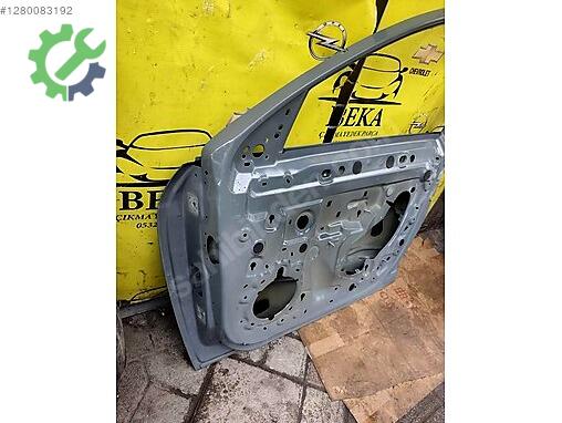 Opel Corsa Sağ Ön Kapı çıkma parça
