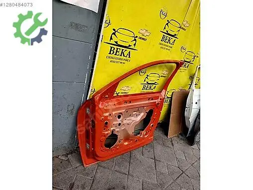 Opel Corsa Sağ Ön Kapı çıkma parça